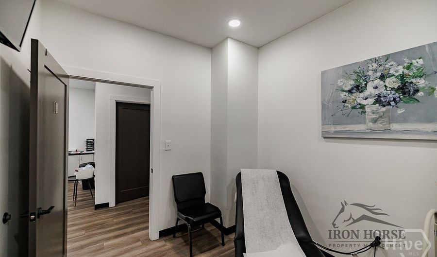 1060 Gaines School Rd, Athens, GA 30605 - 0 Beds, 2 Bath