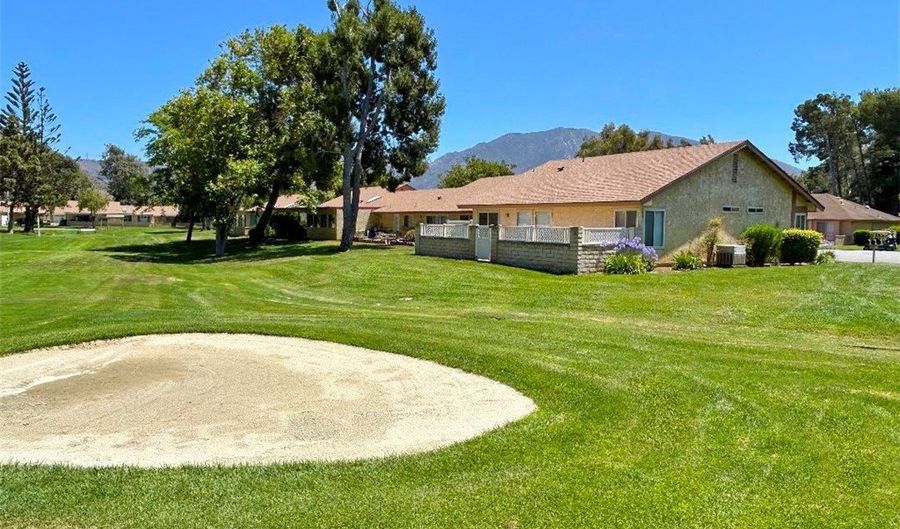 23222 Village 23, Camarillo, CA 93012 - 2 Beds, 2 Bath