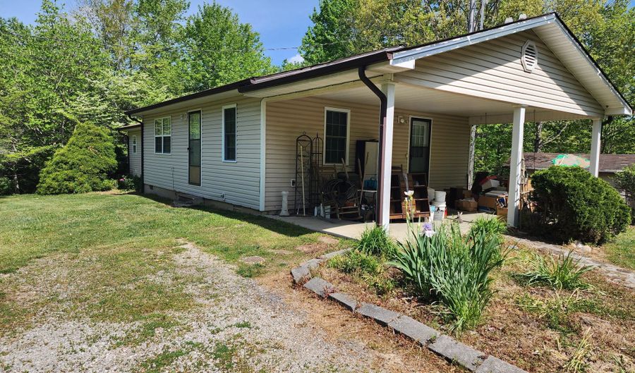 1840 Lick Creek Rd, Whitley City, KY 42653 - 3 Beds, 2 Bath