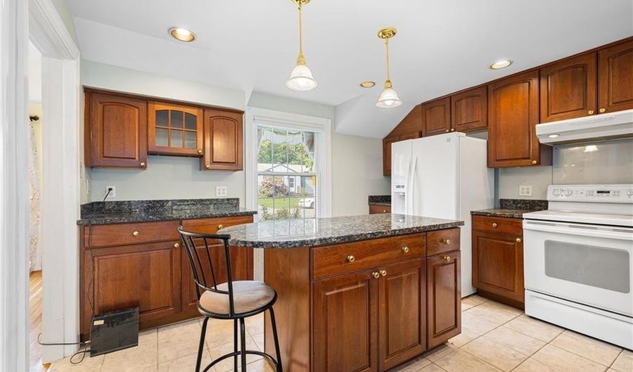 50 Piedmont St, Cranston, RI 02910 - 3 Beds, 2 Bath