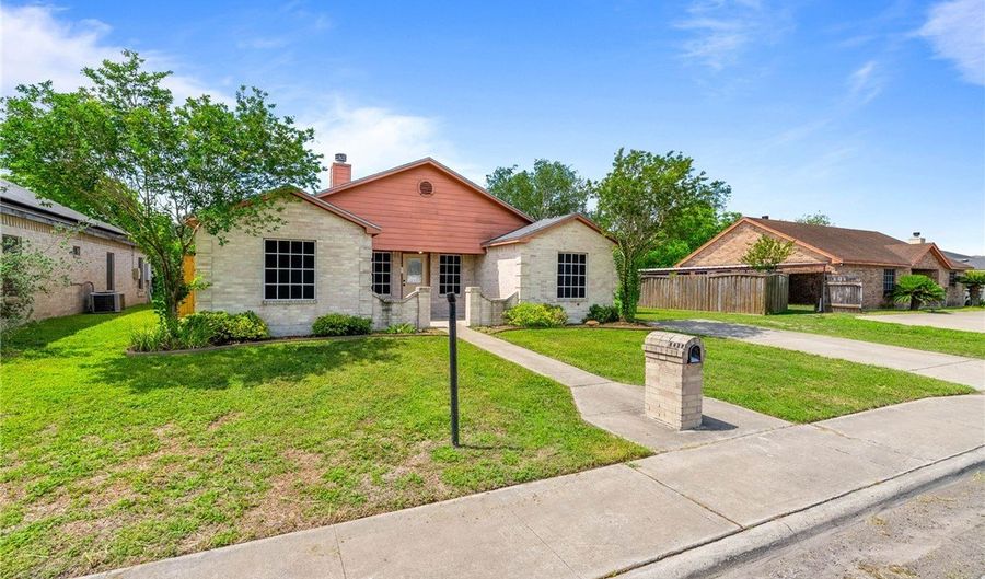 1205 Wyoming St, Alice, TX 78332 - 3 Beds, 2 Bath