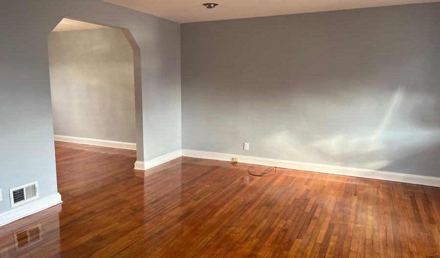 1016 REVERDY Rd, Baltimore, MD 21212 - 3 Beds, 2 Bath