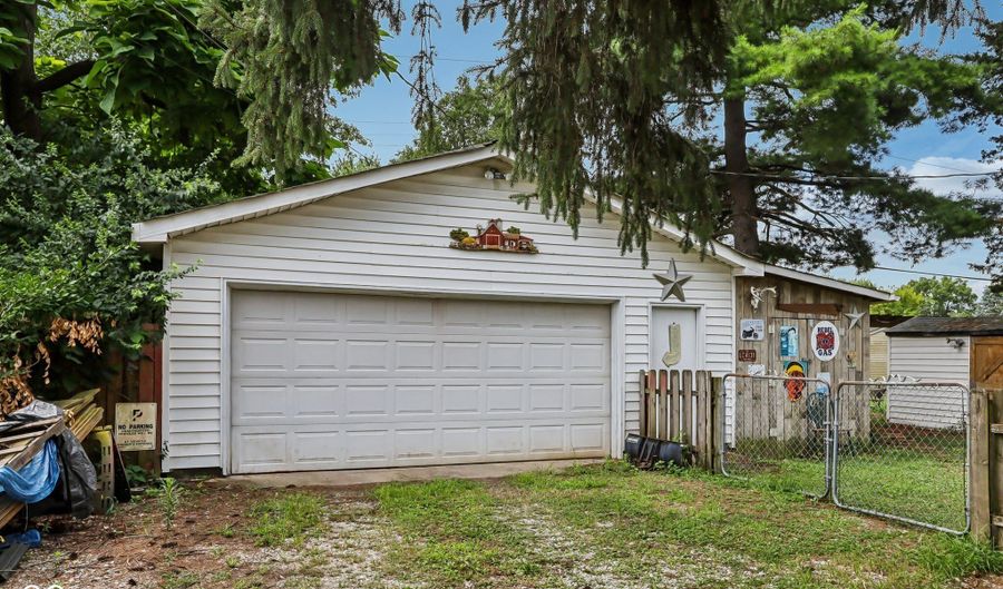 1219 Martin St, Indianapolis, IN 46227 - 3 Beds, 1 Bath