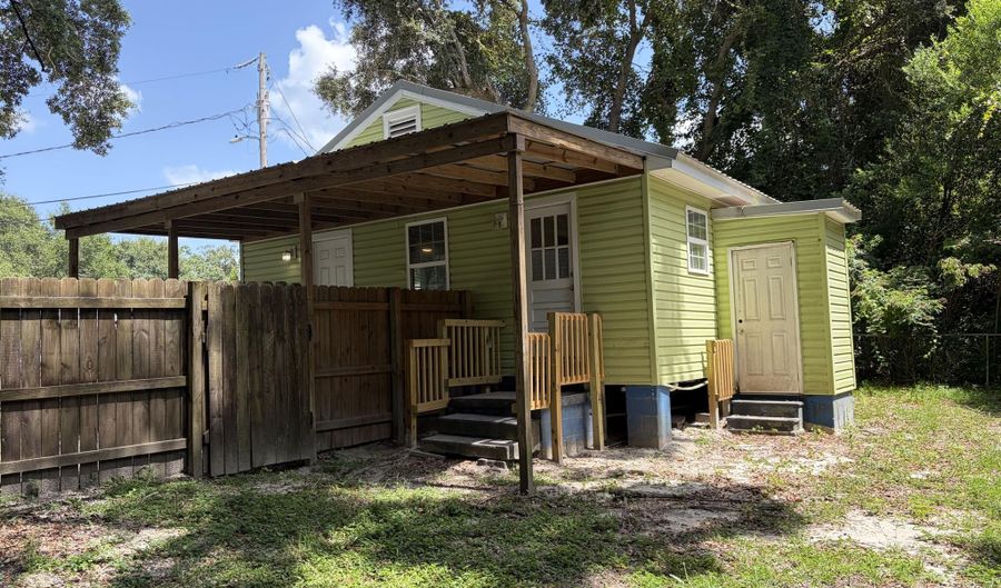 340 Stone Cir, Biloxi, MS 39531 - 2 Beds, 1 Bath