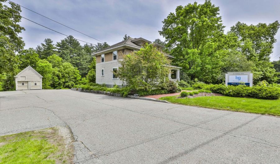 108 Ponemah Rd, Amherst, NH 03031 - 3 Beds, 2 Bath