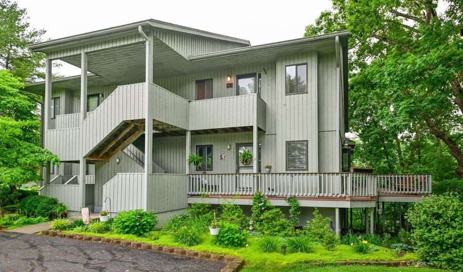 7673 Woodmere Dr 27, Athens, OH 45701 - 2 Beds, 2 Bath
