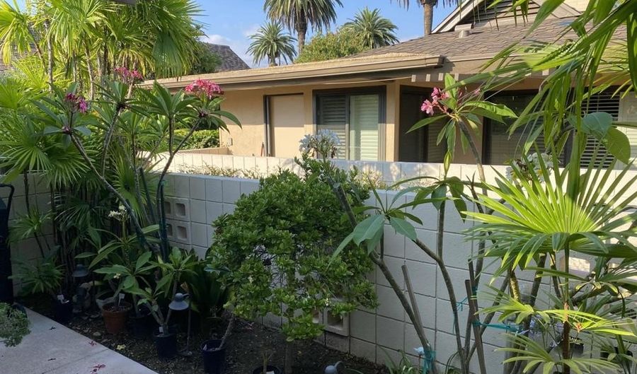 1225 1225 N Granada Avenue 20, Alhambra, CA 91801 - 2 Beds, 4 Bath