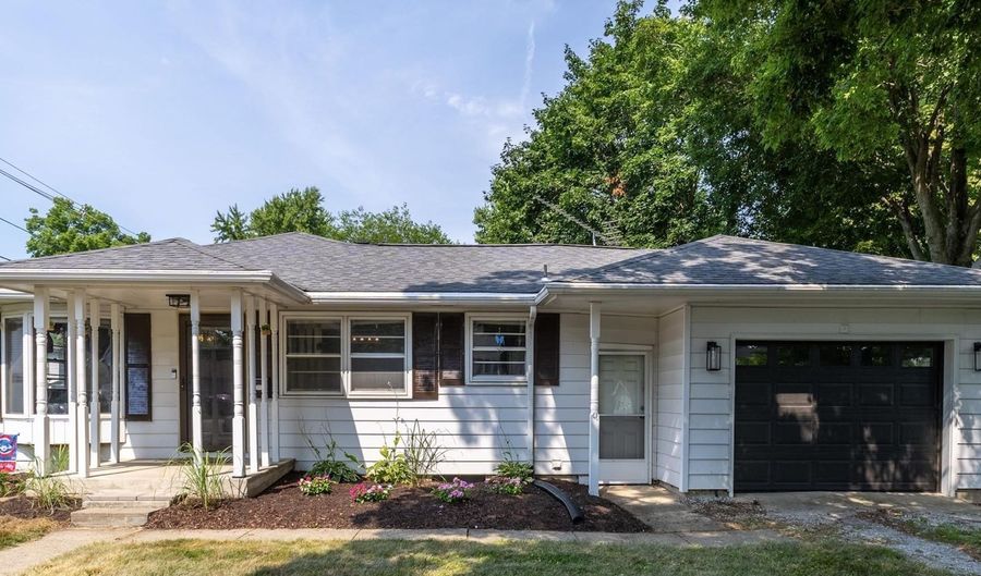109 N Elm St, Albion, IN 46701 - 3 Beds, 1 Bath