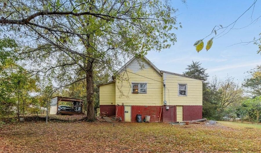309 Flat Dr, Buffalo, SC 29321 - 2 Beds, 1 Bath