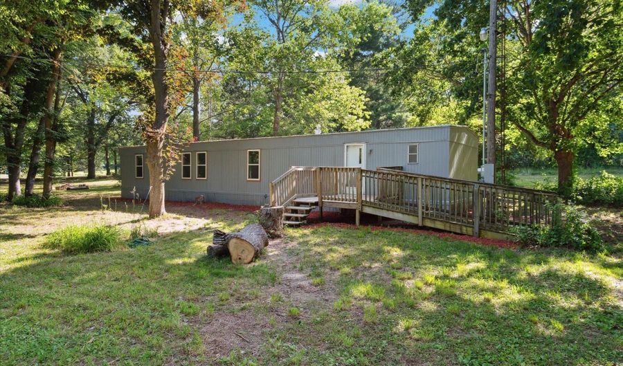 27508 F Dr S, Albion, MI 49224 - 3 Beds, 2 Bath