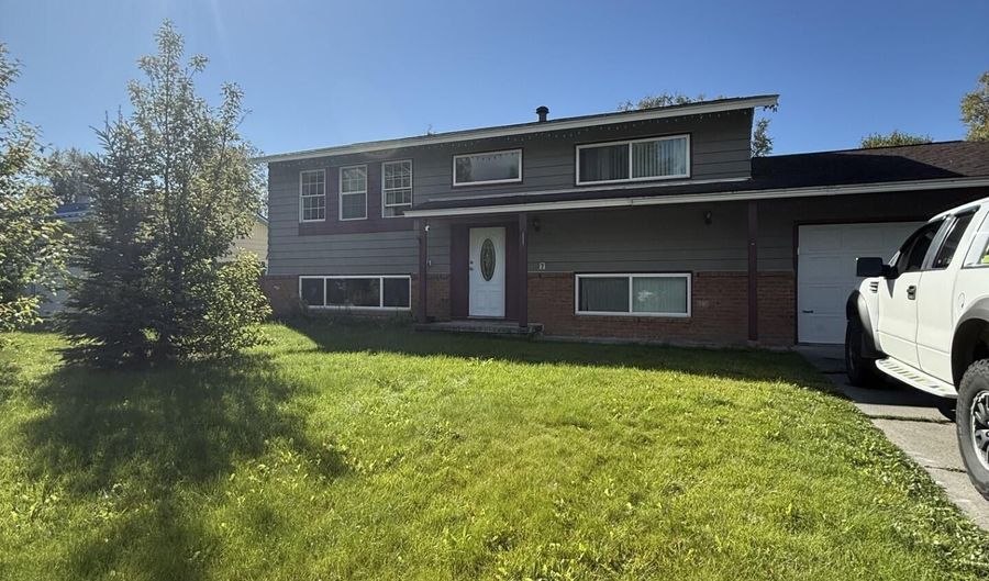 13322 Diggins Dr, Anchorage, AK 99515 - 4 Beds, 2 Bath