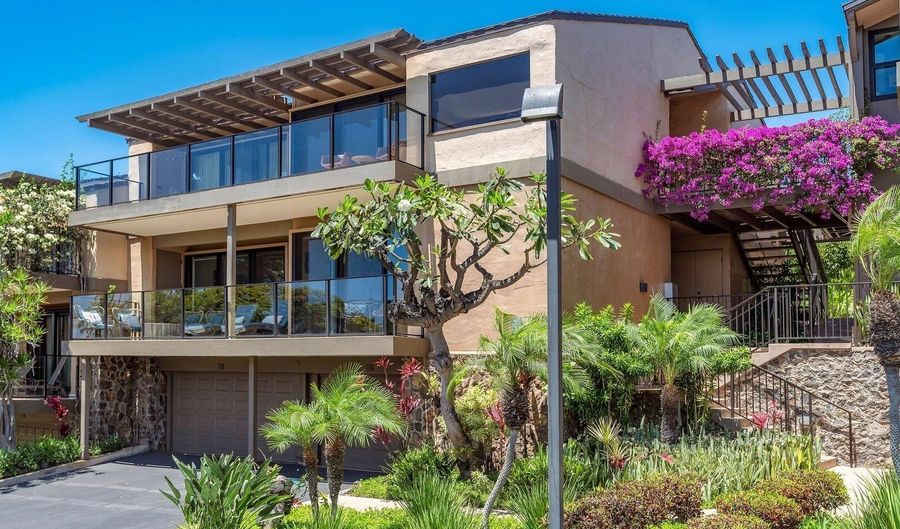 3600 WAILEA ALANUI Dr 803, Kihei, HI 96753 - 3 Beds, 2 Bath