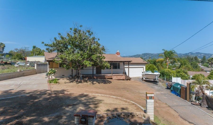 612 Momar Ln, Escondido, CA 92027 - 4 Beds, 2 Bath