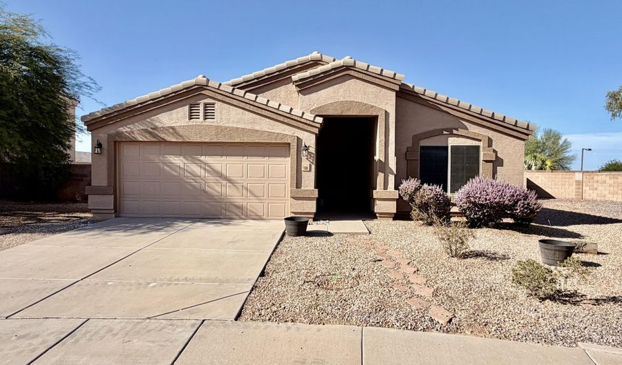 1880 E KACHINA Dr, Casa Grande, AZ 85122 - 4 Beds, 2 Bath