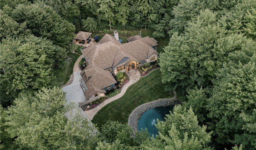 2816 Remington Pt, Aurora, OH 44202 - 4 Beds, 4 Bath