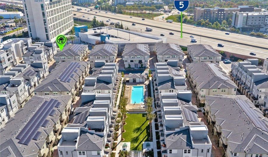 1206 W Cara, Anaheim, CA 92805 - 2 Beds, 3 Bath