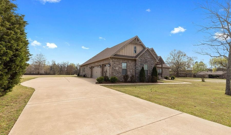 4033 Vineyard Way, Alexander, AR 72002 - 4 Beds, 3 Bath