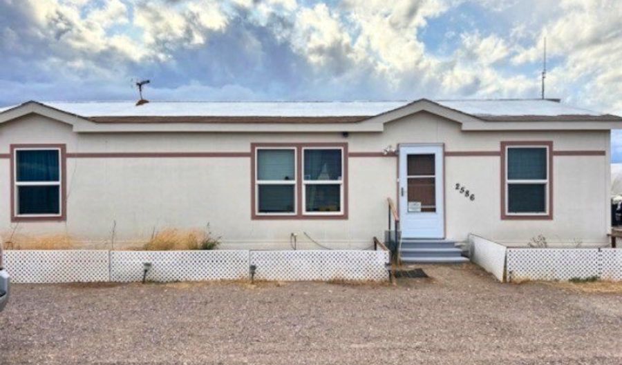 2586 S Miner Rd, Amargosa Valley, NV 89020 - 3 Beds, 2 Bath