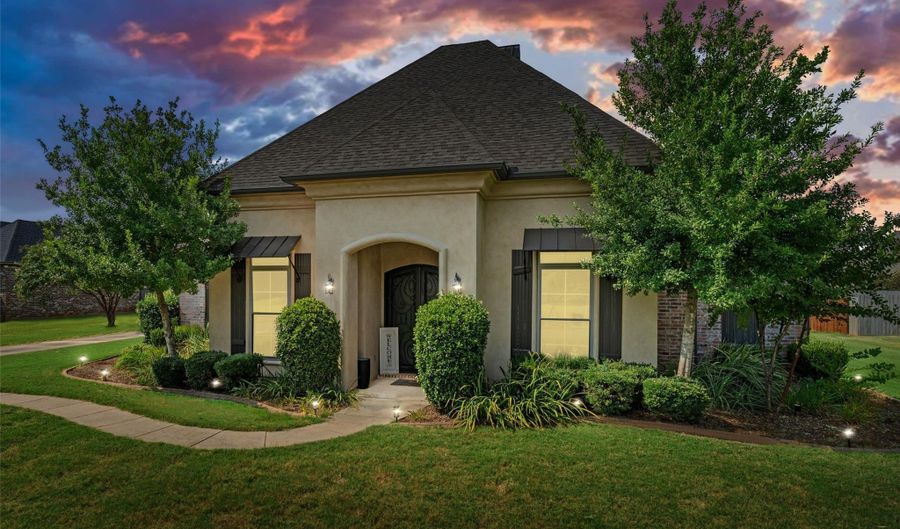 107 Colonel Burt Dr, Benton, LA 71006 - 4 Beds, 4 Bath