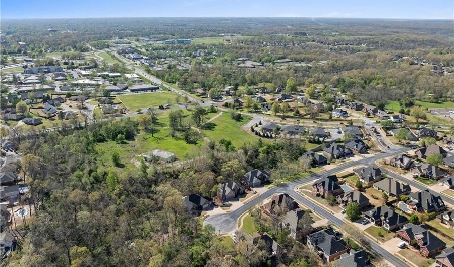 3902 NE Cadbury Ave, Bentonville, AR 72712 - 5 Beds, 5 Bath