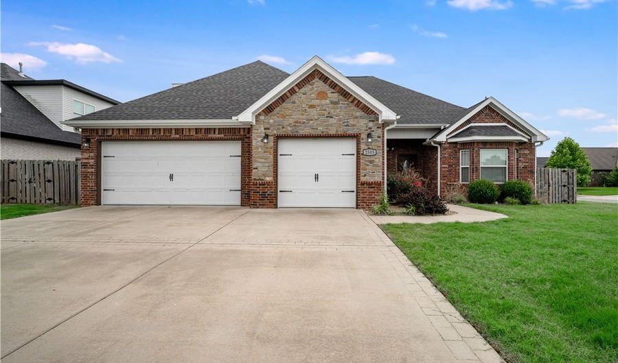 2505 SW Worthington Ave, Bentonville, AR 72713 - 4 Beds, 3 Bath