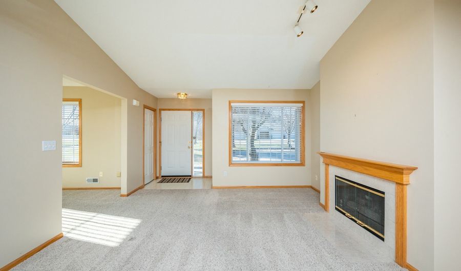 210 NW Georgetown Blvd 5, Ankeny, IA 50023 - 2 Beds, 2 Bath