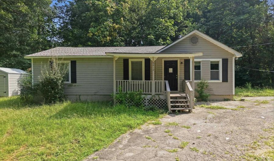5412 CRUCE Rd, Adamsville, AL 35005 - 3 Beds, 1 Bath