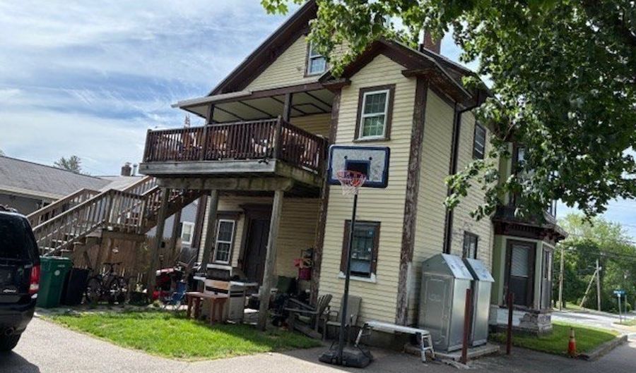 83 Main, Blackstone, MA 01504 - 6 Beds, 2 Bath