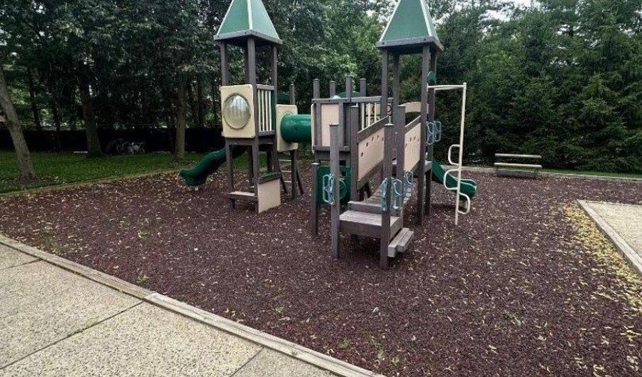 1002 Timberbrooke Dr, Bedminster, NJ 07921 - 3 Beds, 3 Bath