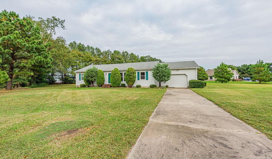 31 OXFORD Ct, Lewes, DE 19958 - 3 Beds, 2 Bath