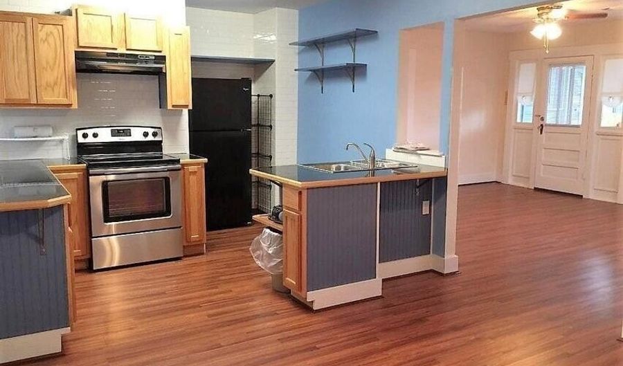 108 N Burke Ave, Long Beach, MS 39560 - 2 Beds, 1 Bath
