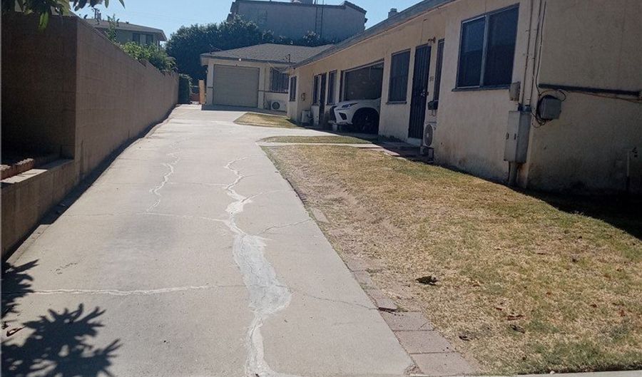 713 S Almansor St, Alhambra, CA 91801 - 2 Beds, 1 Bath