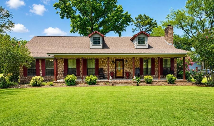 2212 NW Jackson Liberty Dr, Brookhaven, MS 39601 - 3 Beds, 2 Bath
