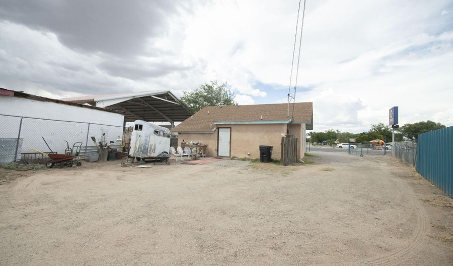 517 E Reinken Ave, Belen, NM 87002 - 2 Beds, 1 Bath