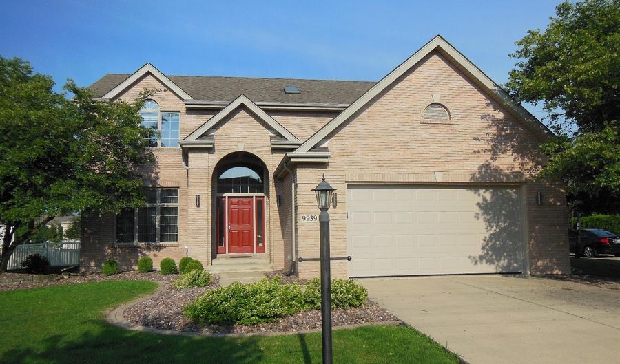 9939 Sequoia Ln, Munster, IN 46321 - 4 Beds, 3 Bath