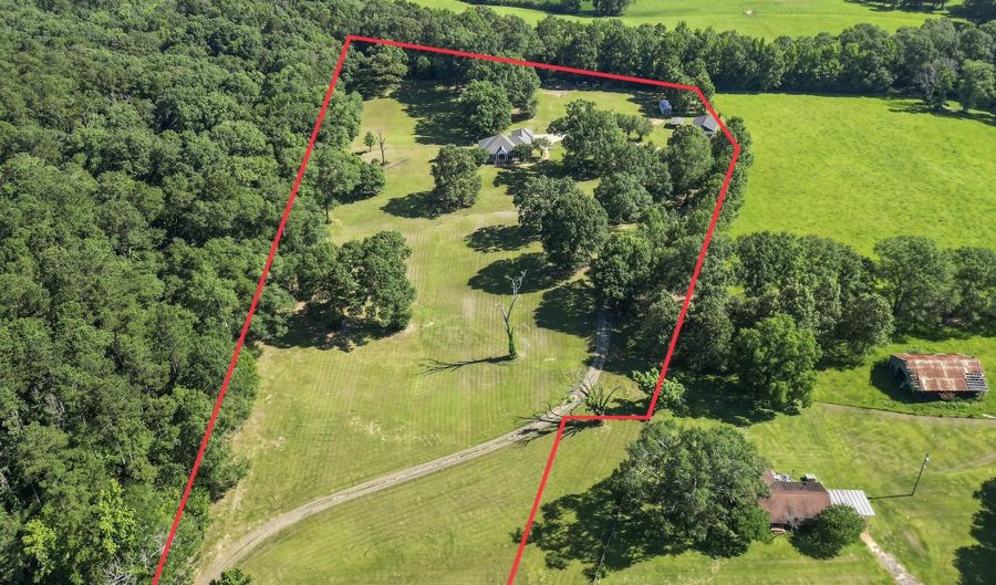 671 SE Fox Rd, Bogue Chitto, MS 39629 - 4 Beds, 3 Bath
