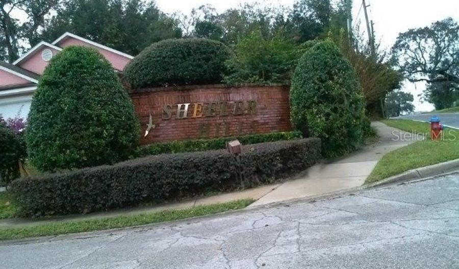 2026 LARKWOOD Dr, Apopka, FL 32703 - 3 Beds, 2 Bath