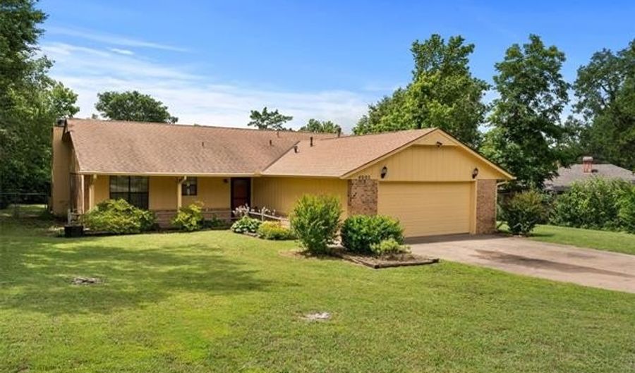 4005 Woodville Rd, Bartlesville, OK 74006 - 3 Beds, 2 Bath
