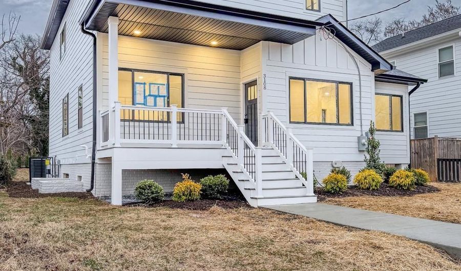 3108 ADAMS St NE, Washington, DC 20018 - 6 Beds, 5 Bath