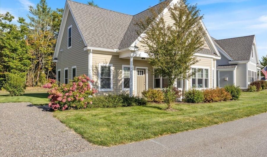 63 Kenneth Roberts Way, Arundel, ME 04046 - 2 Beds, 3 Bath