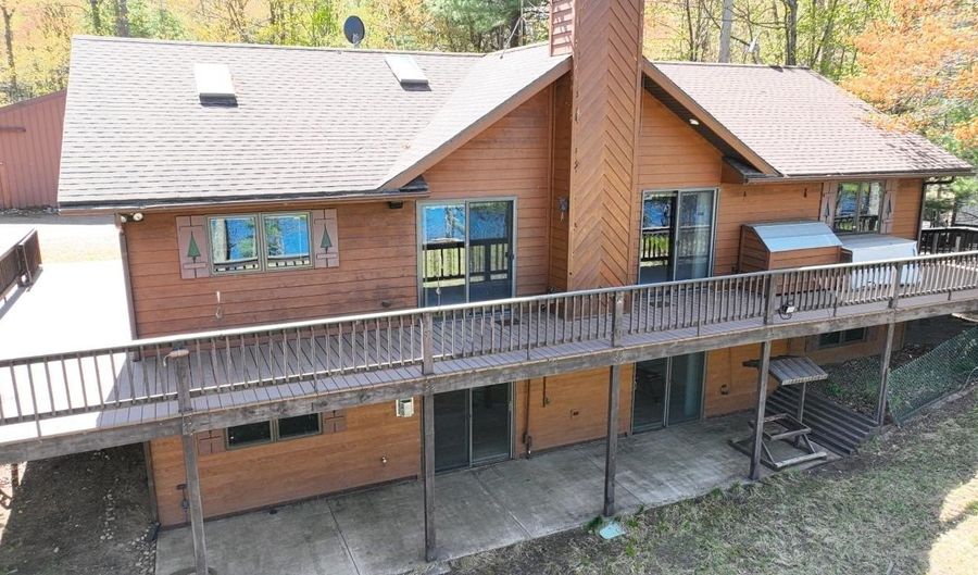 1872 RED OAK Trl, Arbor Vitae, WI 54568 - 5 Beds, 3 Bath