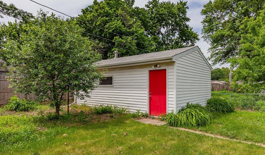 1311 Stafford Ave, Ames, IA 50010 - 4 Beds, 2 Bath