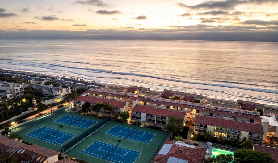 429 S Sierra Ave 328, Solana Beach, CA 92075 - 2 Beds, 2 Bath