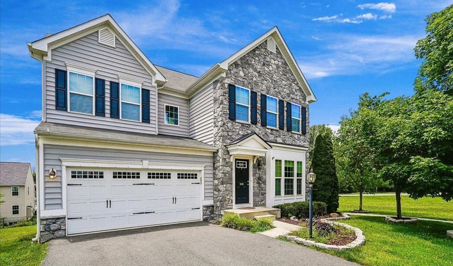 25833 SYCAMORE GROVE Pl, Aldie, VA 20105 - 4 Beds, 5 Bath