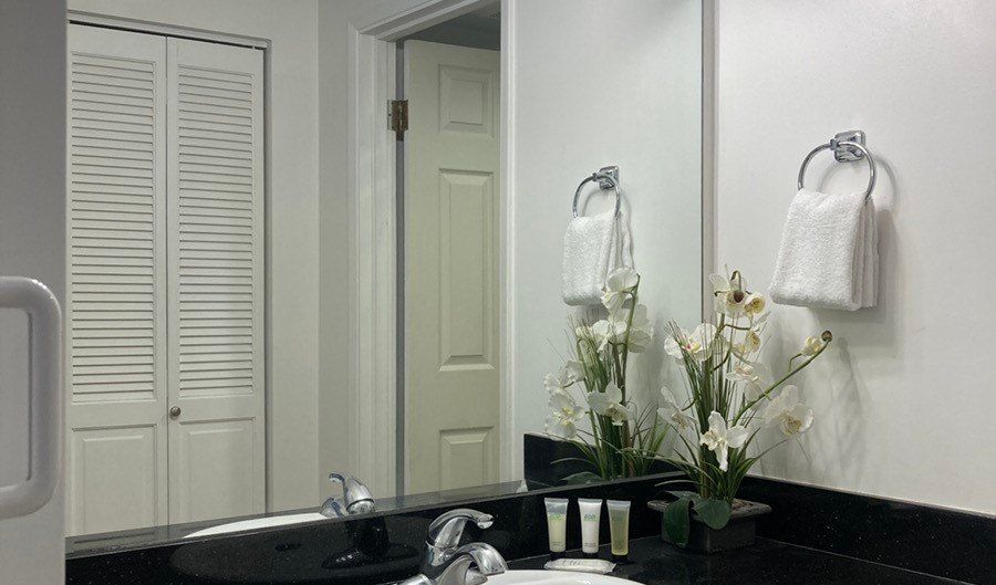 2240 Kuhio Ave 2011, Honolulu, HI 96815 - 1 Beds, 1 Bath