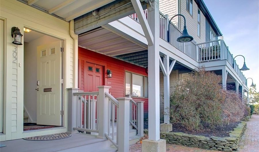 302 Swans Wharf Row, Newport, RI 02840 - 2 Beds, 1 Bath