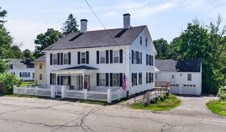 105 South St, Barre, MA 01005 - 5 Beds, 3 Bath