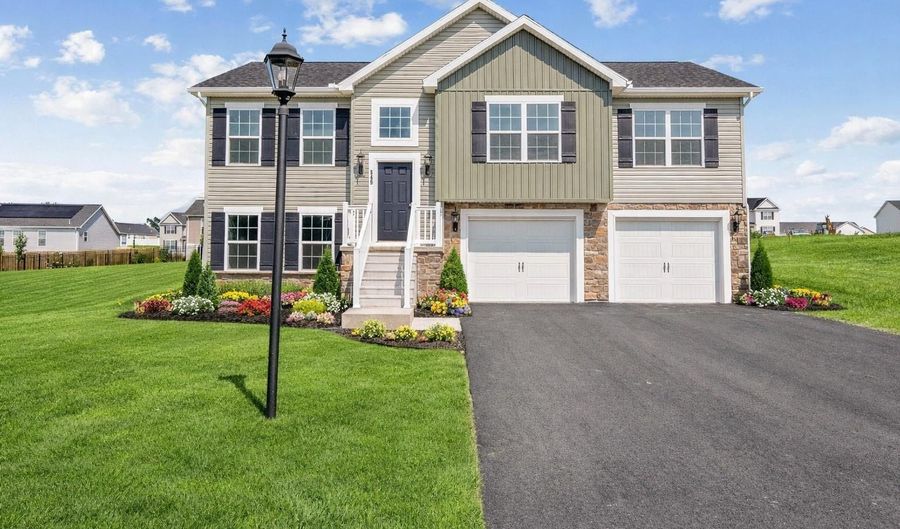 19 MECKLEY RUN 8, Abbottstown, PA 17301 - 3 Beds, 2 Bath
