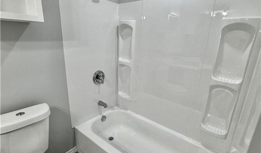 436 E Acacia St 1, Alamo, TX 78516 - 2 Beds, 2 Bath