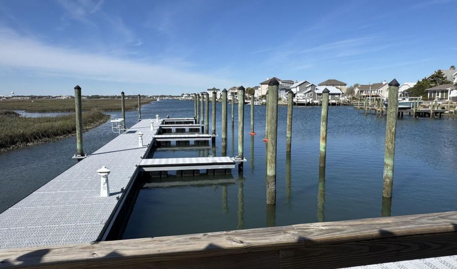 602 W Fort Macon Rd 128, Atlantic Beach, NC 28512 - 2 Beds, 1 Bath